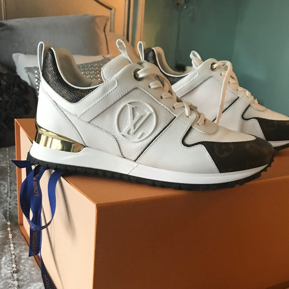 100% Genuine LV runaway sneakers with receipt *NEW